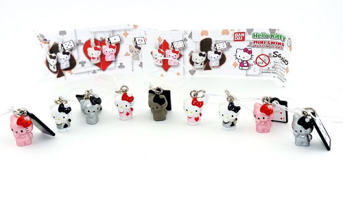Hello Kitty Figuren als MINI SWING Figuren mit einen Beipackzettel