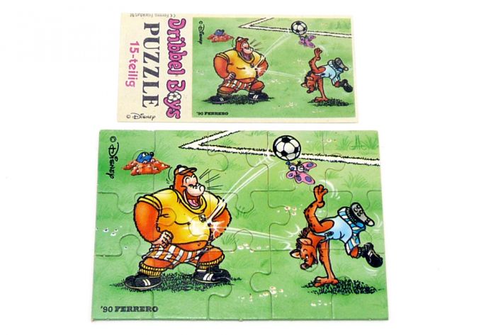 Puzzleecke der Dribbel Boys unten links mit Beipackzettel (Ü-Ei Puzzle)