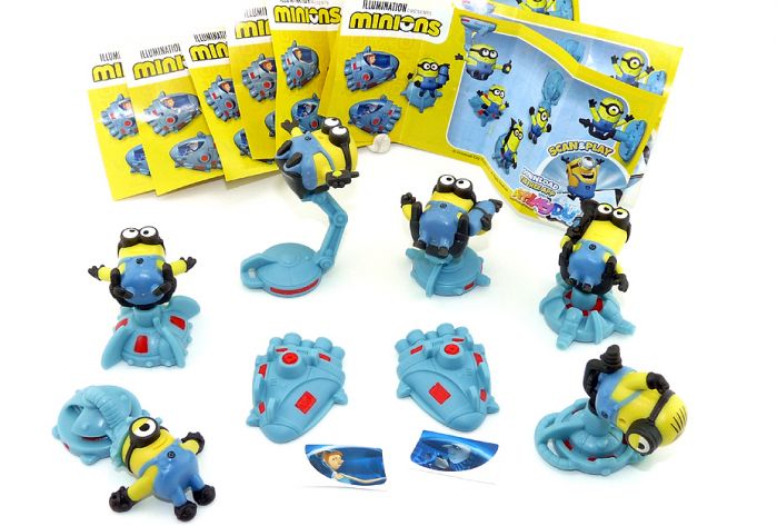 Die Minions 2023 als Komplettsatz mit Aufklebern und Beipackzetteln