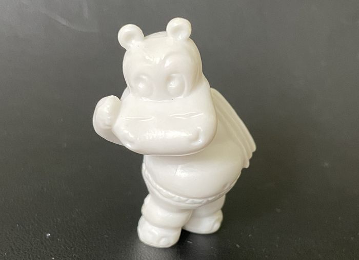 Rohling von Happy Hippo. Grundmaterial in weiß (Ü-Ei Rohling)