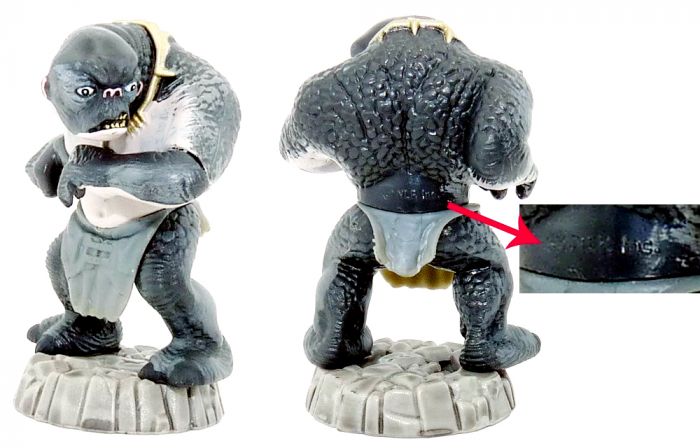 Höhlentroll mit kleinen Schriftzug - Kennung (Ü-Ei Variante)