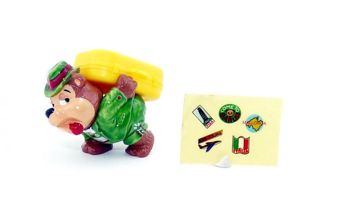 Die Figur Toni Itragsdir noch mit Aufkleber auf Folie