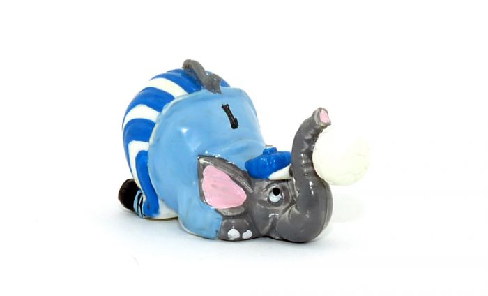 Paraden Pauli mit Ball von den Dribbel Boys