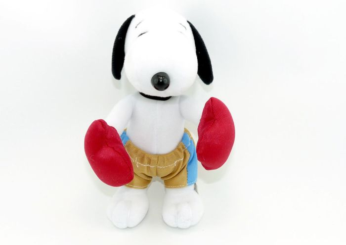Snoopy als BOXER (Plüschfigur aus dem Maxi Ei)
