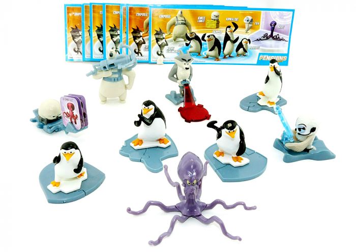 Komplettsatz Pinguine aus Madagascar. 9 Figuren und alle Beipackzettel