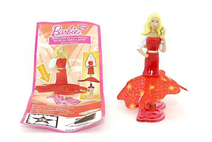 Schauspielerin mit Beipackzettel aus der Serie Barbie I CAN BE