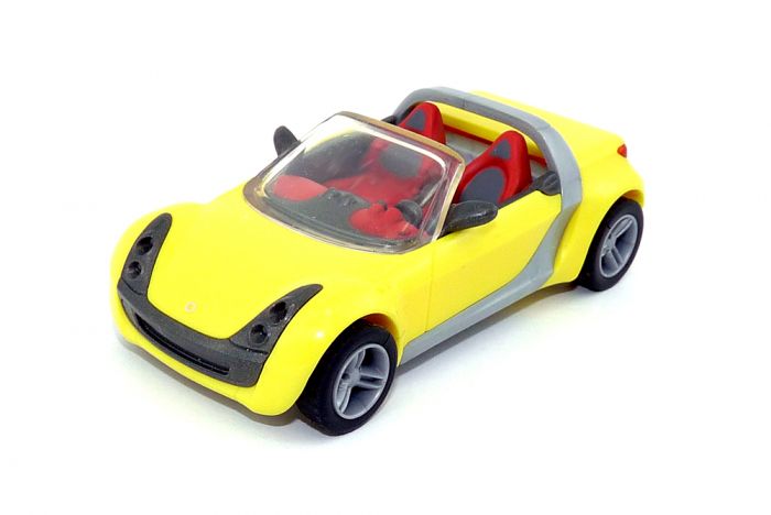 Roadster-Coupe in Gelb mit Rückziehmotor (Maxi Ei)