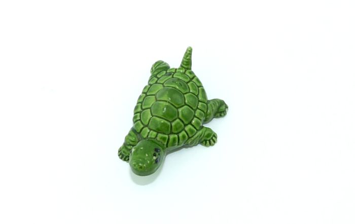 Schildkröte in grün mit einer Länge von 4 cm (Alte Figuren)