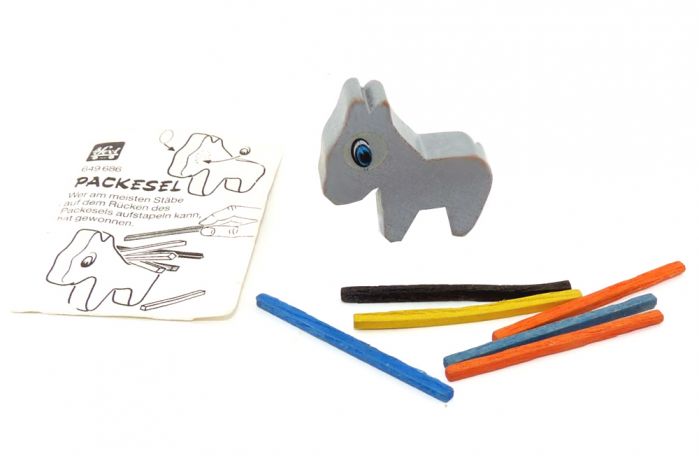 Packesel mit Zettel. Diverse Spielzeuge von 1986 - 87