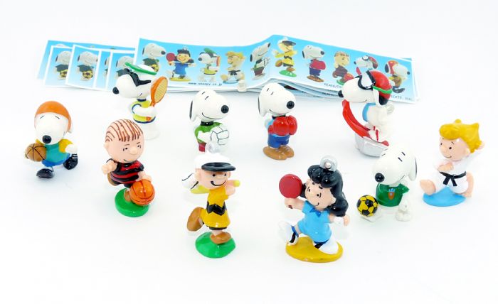 Snoopy II - Peanuts Sportler aus Japan von  2002 alle 10 Figuren und 10 Beipackzettel