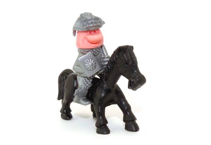 Ritter Kunibert auf Pferd 1986 in silber mit eckigem Schild [Mit RP Kennung]