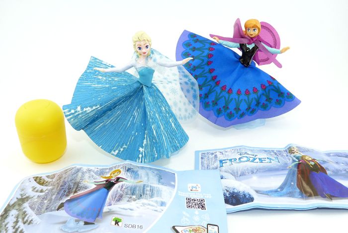 Frozen - Eiskönigin 2 Figuren aus dem Maxi Ei von Ferrero. Elsa und Anna (Größe 10cm)