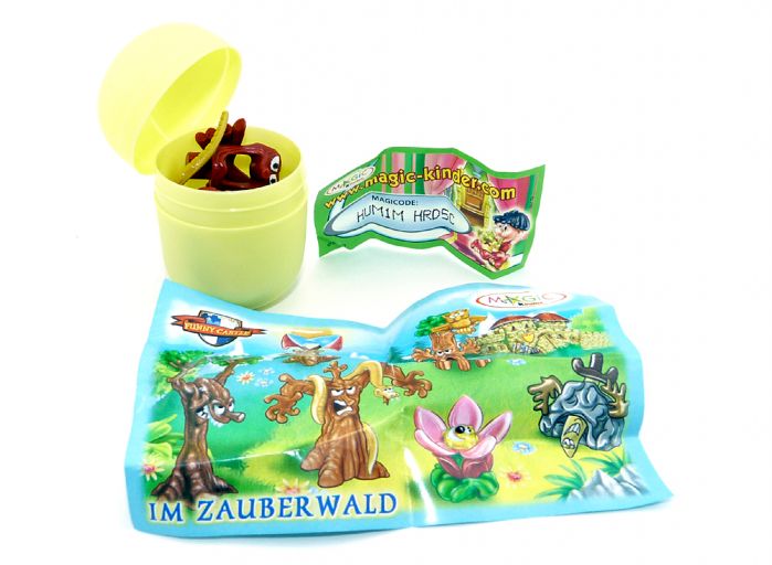 Vorläuferversion Prototyp der ÜEi Kapsel am Steg von 2004 mit Inhalt der Funny Castle ÜEi
