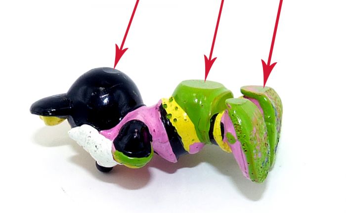 Minnie Maus mit Gußfehler. Rückseite ist platt