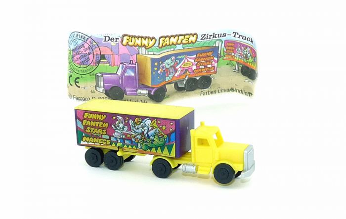 Truck der Funny Fannten in der Manege. Dach gelb mit Beipackzettel