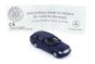 Mercedes T-Modelle die E-Klasse in blau und weinrot mit Benz Beipackzetteln (Sondermodell)