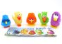 Satz samtigen HAPPY BIRDS DAY Figuren mit einem Beipackzettel zur Serie