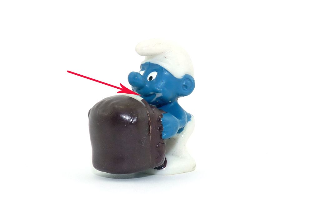 Negerkuss-Schlumpf, wo blaue Farbe in den Mund gelaufen ist (Ü-Ei