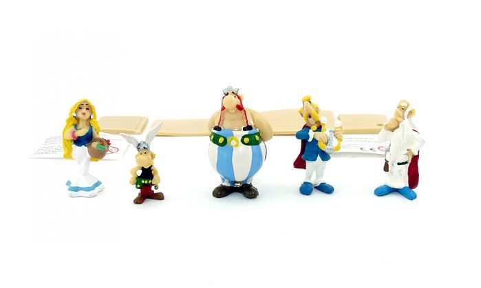 Fünf Asterix und Obelix Figuren
