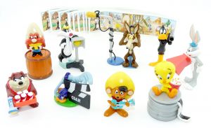 Looney Tunes Cinema von 2002 mit allen Beipackzettel (Europa Satz)