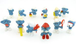 Satz Erkennst Du Deinen Schlumpf. Alle 12 Figuren + Zubehör: Blumenstrauß, Flöte und Spiegel original