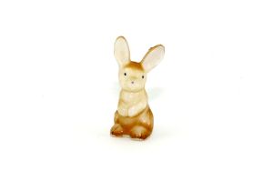 Alte Hasenfigur sitzend (Alte Tierfiguren)