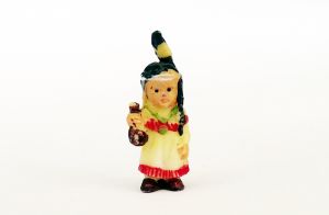 Indianermädchen mit Flasche, Stirn bemalt (Alte Figuren)