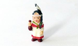 Indianermädchen in guten Zustand, Stirn bemalt (Alte Figuren)