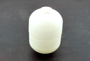 Weißes Plastik-Ei von den Peppy Pingos mit rauer Oberfläche