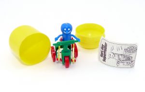 Karl der Superradler mit Beipackzettel und Kapsel dazu (Alte Ü-Ei Inhalte von Bermes-Design)