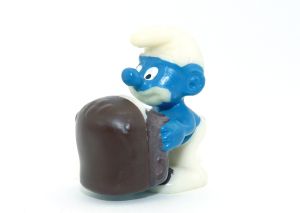 Schokokuss  - Schlumpf Olympiade der Schlümpfe. Die Schaumkuss-Hälfte hat die Kennung 1