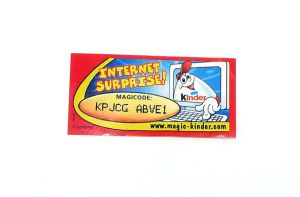 INTERNET SURPRISE Magic Kinder Code Zettel in rot