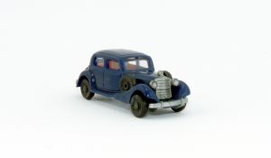 Mercedes 260 D mit intakten Mercedes Stern