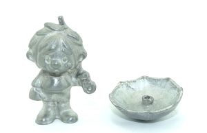 Der kleine Pumukl als Regenkobold. Metall Figur als Nachguss also nicht Ferrreo oder Ü-Ei
