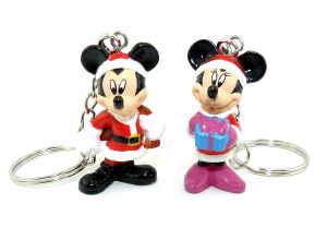 Minnie und Micky Maus in der Christmas Time als Schlüsselanhänger. Beide Figuren Anhänger als Pärchen