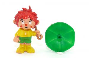 Original Pumuckl Figur mit Schirm aus der Serie "Der Kobold Pumuckl" in Top Zustand