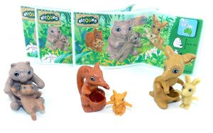 Natoons Tierfamilien Set. Alle 3 Figuren der Serie und die Beipackzettel dazu