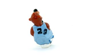 Brummi Bär von den Dribbel Boys mit einer 22 auf dem Trikot Doppeldruck (Fehldruck)