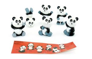 Satz Possierliche Pandas mit Beipackzettel (Firma Onken)