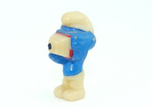 Touristenschlumpf in schlieriger Bemalung (Ü-Ei Farbvariante)