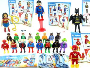 16er Figuren Satz von DC und die 4 Maxi Ei Figuren von Playmobil dazu
