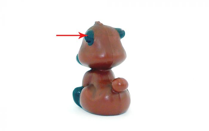 Braunbär in hell, wo die Ohren auch von hinten bemalt sind (Tao Tao)