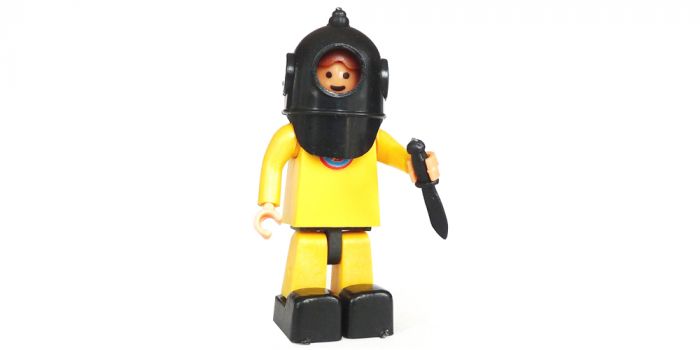 Taucher als Steckfigur mit Messer (Alte Ü-Ei Inhalte)